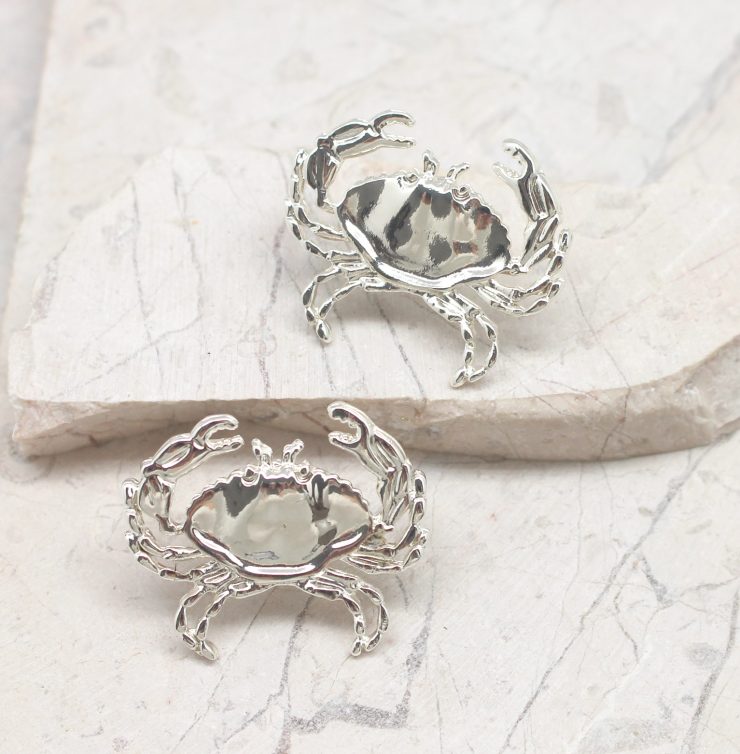 A photo of the Crabby Earrings product