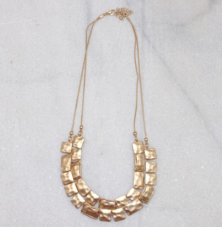 A photo of the Matte Pieces Necklace product