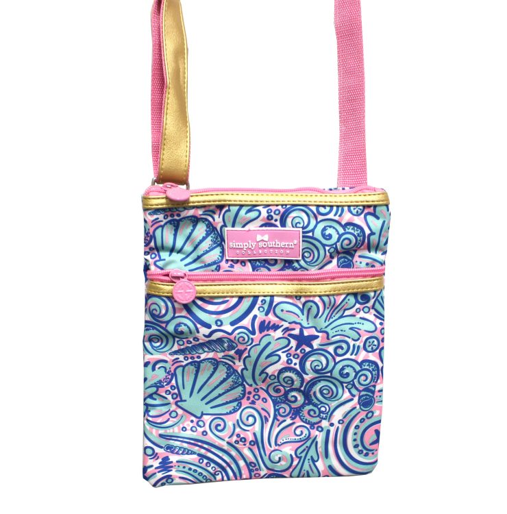 A photo of the Swirly Shell Cross Body product