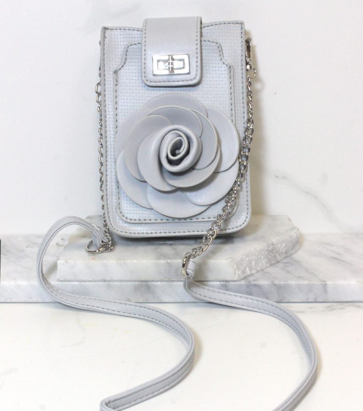 A photo of the Fiery Floral Cross Body Purse product