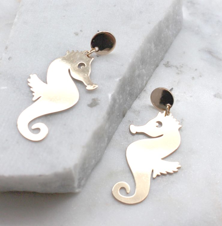 A photo of the Seahorse Earrings product