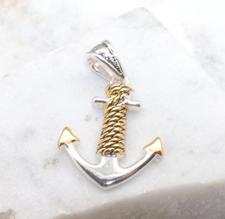 A photo of the Trusty Anchor Pendant product