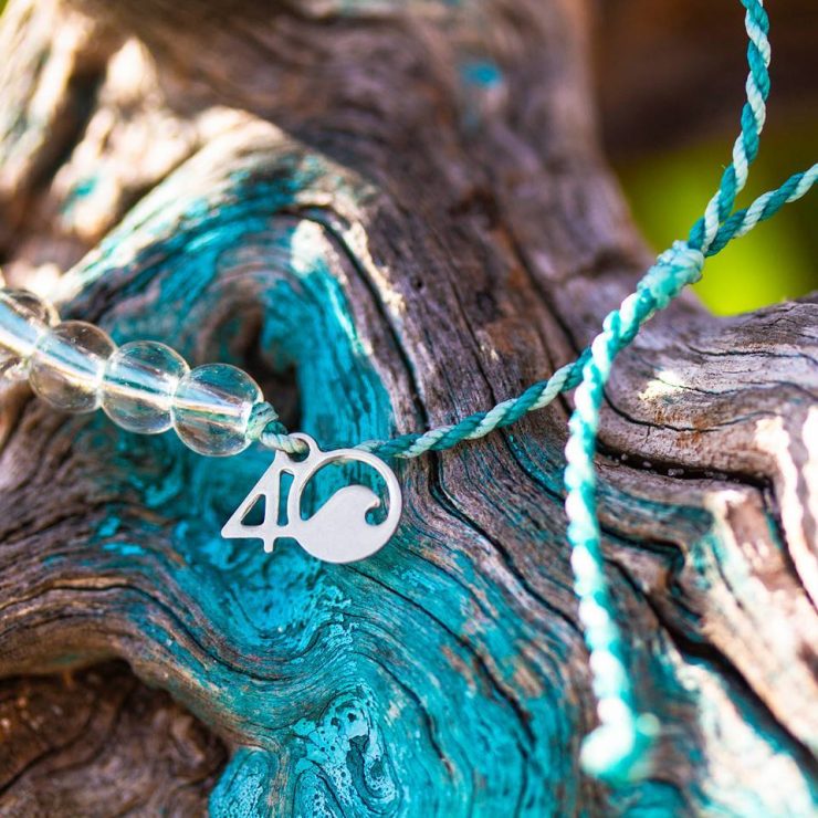 A photo of the 4Ocean Manta Ray Bracelet product