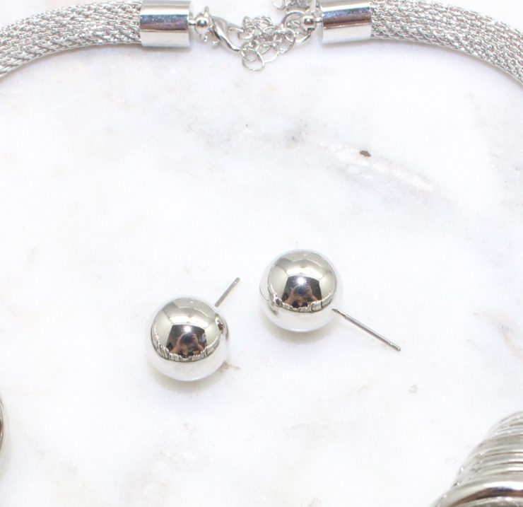 A photo of the Textured Ring Necklace product