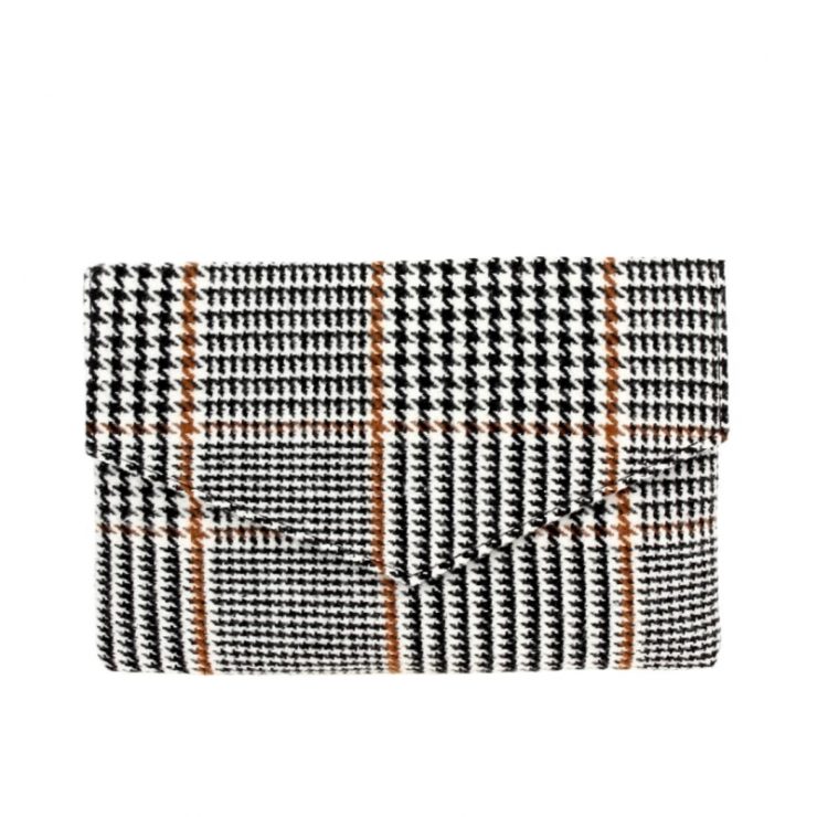 A photo of the Houndstooth Clutch in Brown product