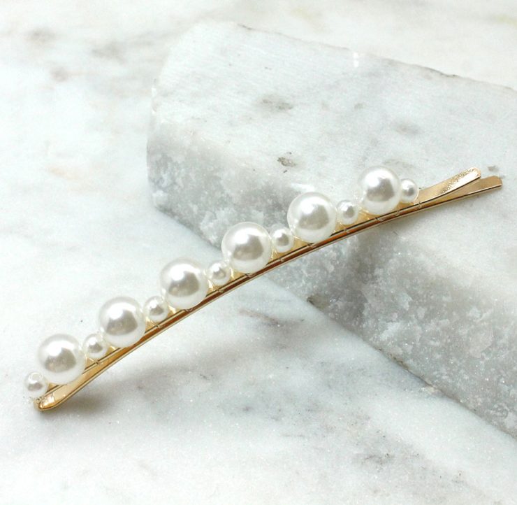 A photo of the Alternating Bobbi Pin product