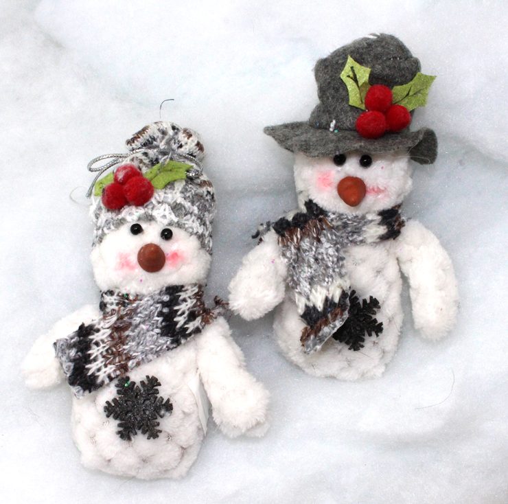 A photo of the Lovely Snowmen product