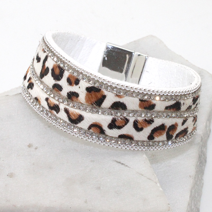 pearl ribbon bracelet leopard bracelet leopard bow pearl bracelet animal print Valentines day gift for her Leopard print bracelet