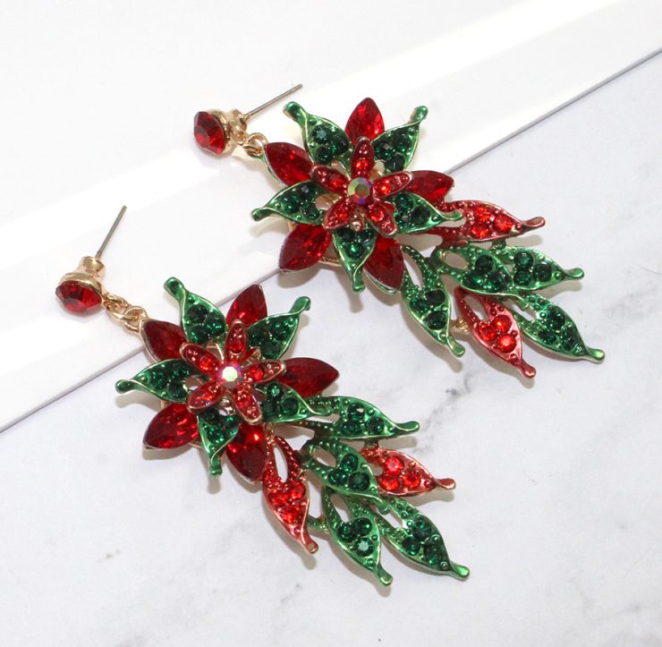 A photo of the Poinsettia Bib Necklace product