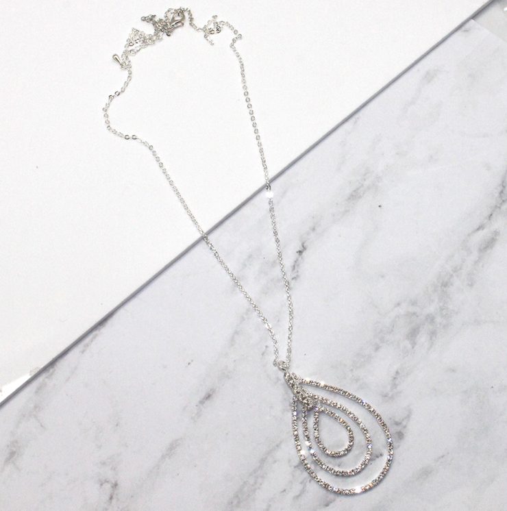 A photo of the Teary Necklace product