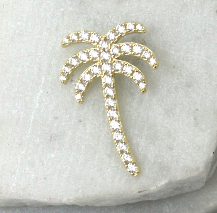 A photo of the Gold Palm Pendant product