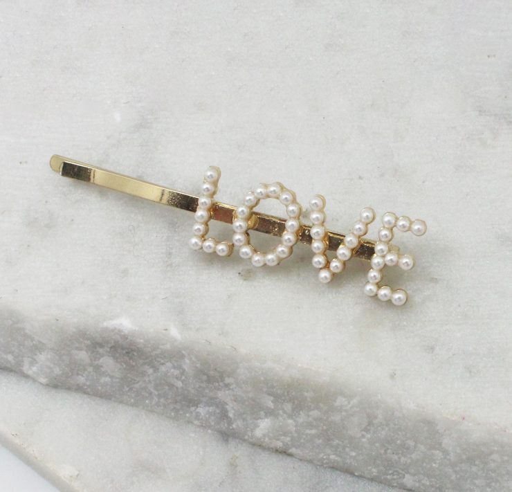 A photo of the Love Pearl Hair Pin product