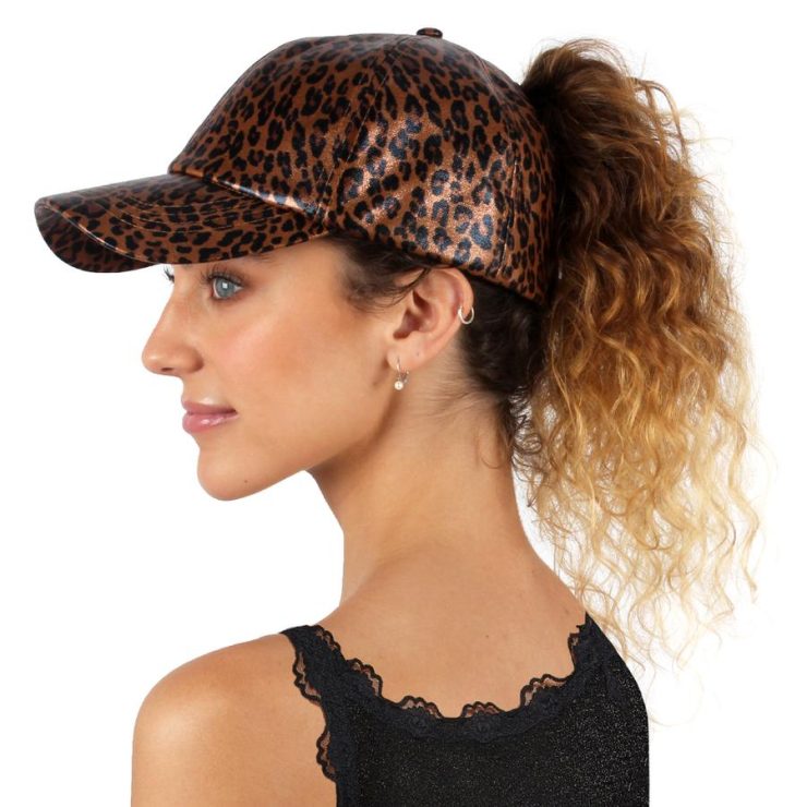 A photo of the Shimmery Leopard Baseball Cap product