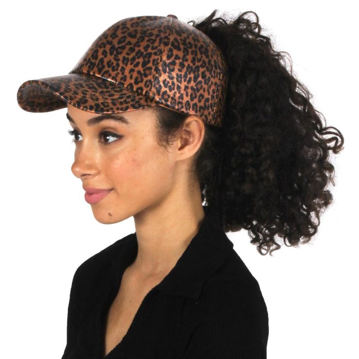 A photo of the Shimmery Leopard Baseball Cap product