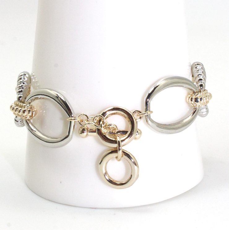 A photo of the Textured Oval Link Bracelet product