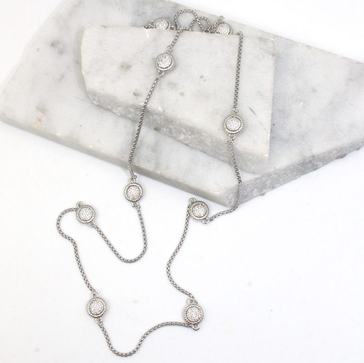 A photo of the Ali Necklace product