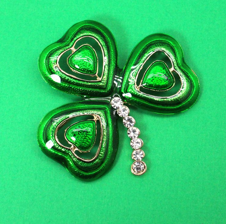 A photo of the Shamrock Pin product