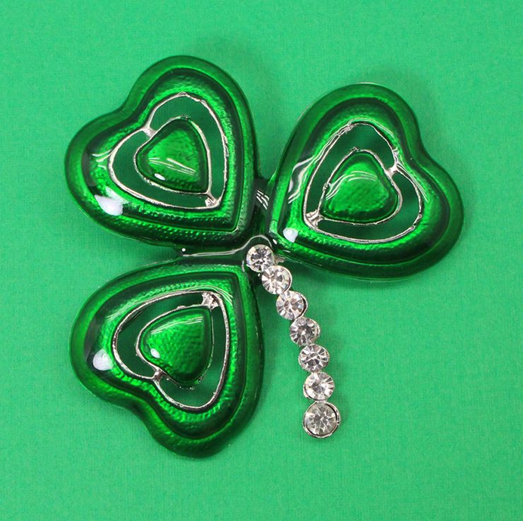 A photo of the Shamrock Pin product