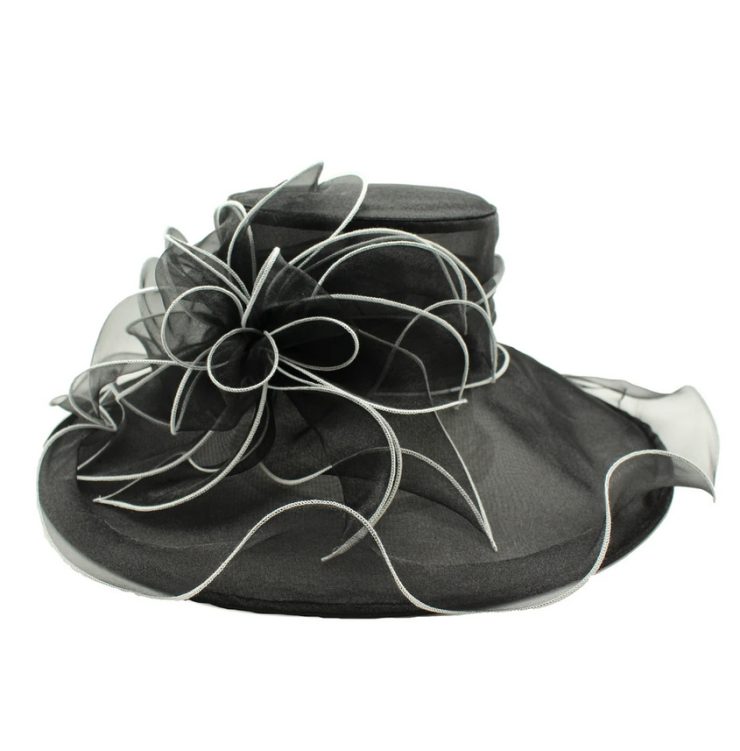 A photo of the Annabelle Fascinator Hat product