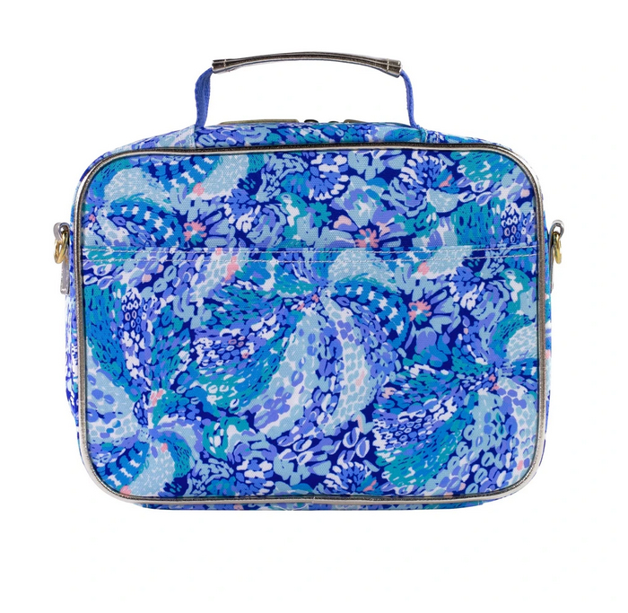 A photo of the Lilly Pulitzer Lunch Bag in Wave After Wave product