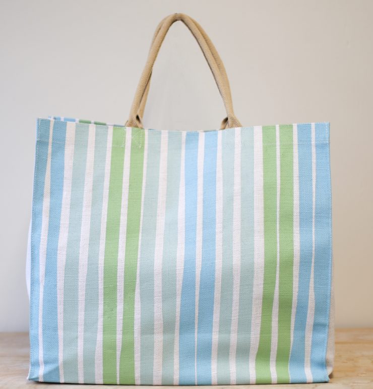 A photo of the Aruba Carryall Tote product