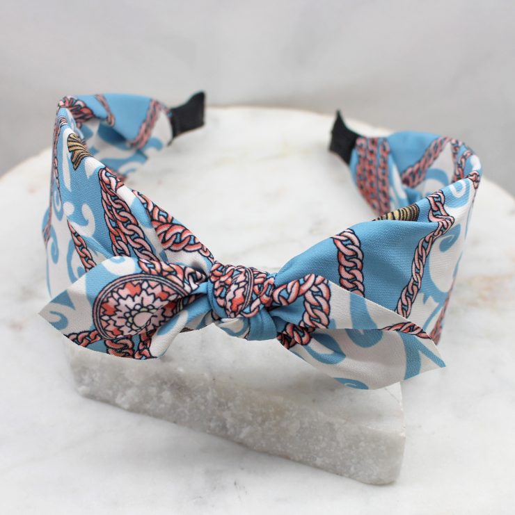 A photo of the Light Blue Chains Headband product