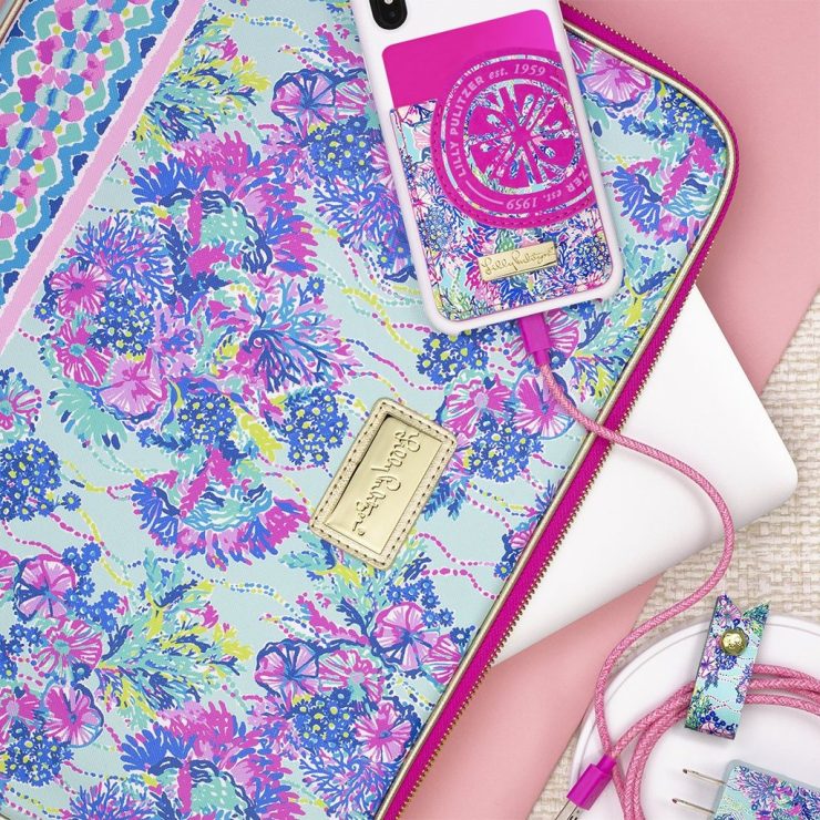 A photo of the Lilly Pulitzer Tech Pocket In Beach You To It product