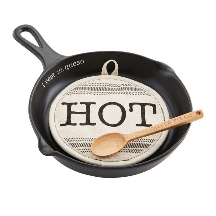 A photo of the Queso Skillet Set product