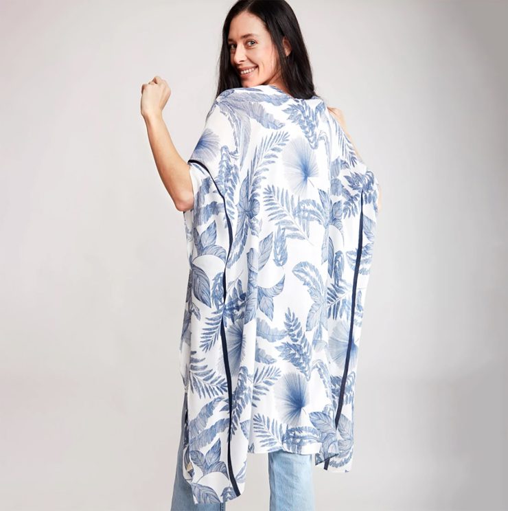 A photo of the Blue Leaves Kimono product