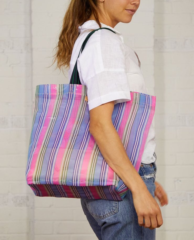 A photo of the Lisa Basic Bag product