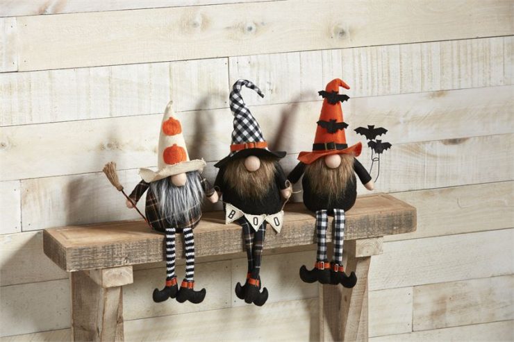 A photo of the Dangle Leg Buffalo Check Gnome product