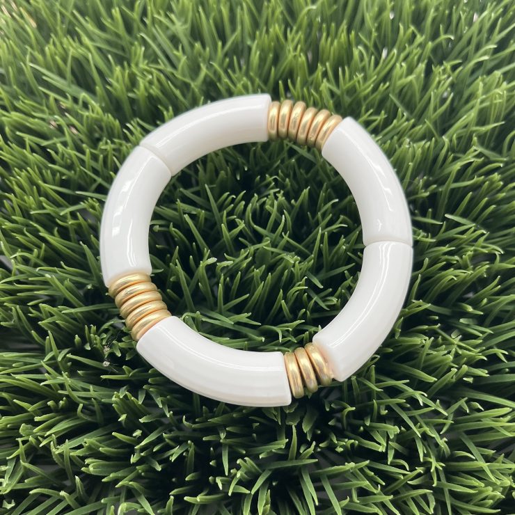 A photo of the Tube Stretch Bracelet product