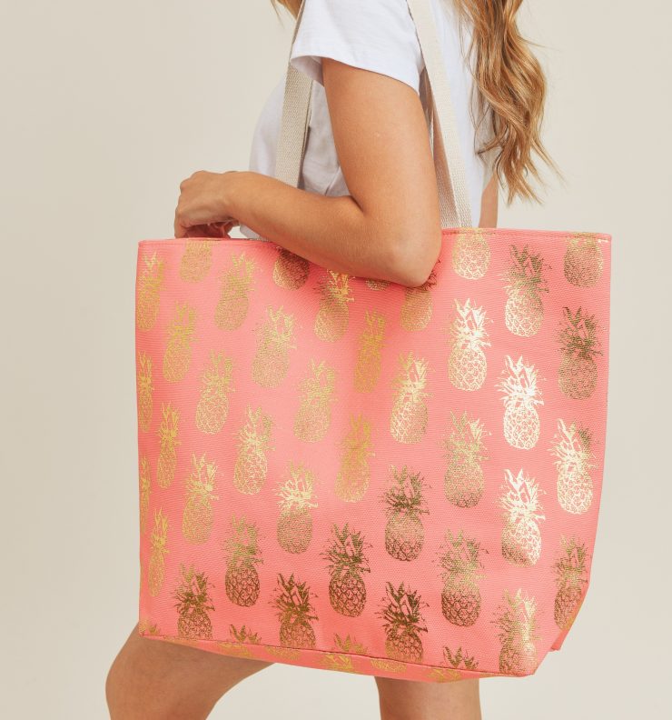 A photo of the Pineapple Tote In Coral product