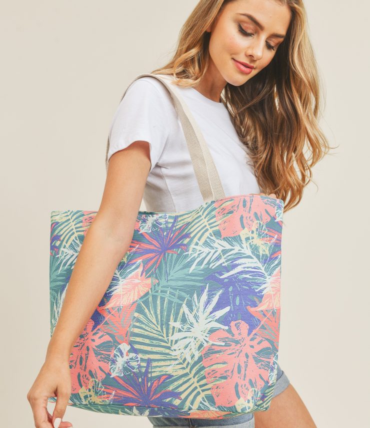 A photo of the Pastel Palm Leaf Tote Bag product