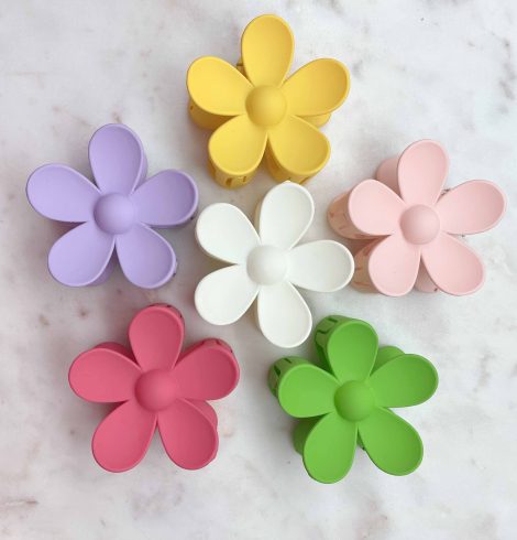 A photo of the Flower Hair Clip product