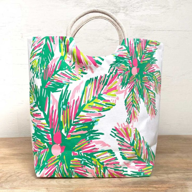 A photo of the Panama Shore Tote product