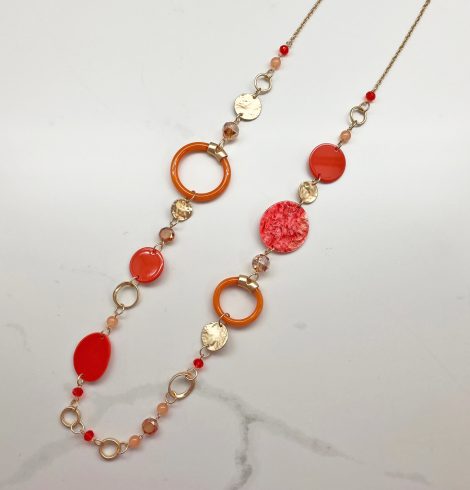 A photo of the Faye Necklace product