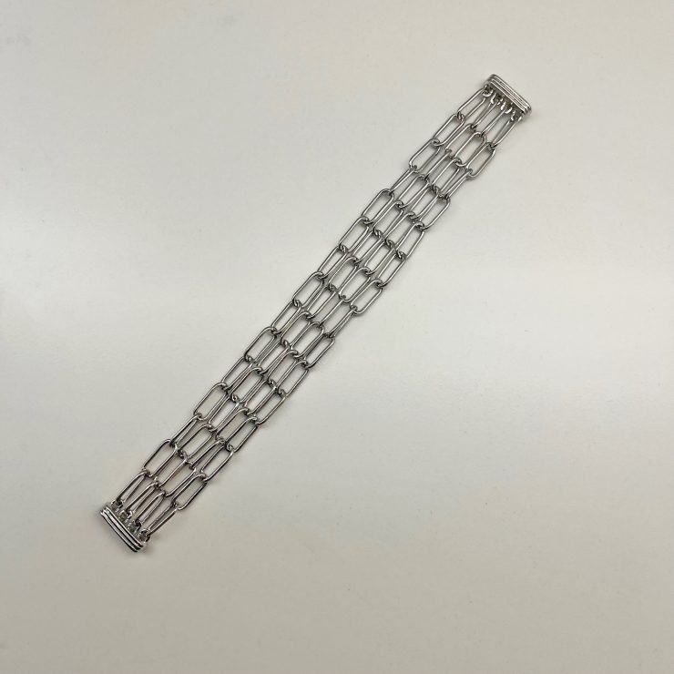 A photo of the Silver Magnetic Paper Clip Bracelet product