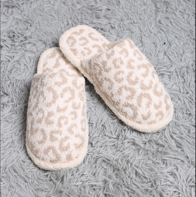 rol logboek Zeestraat Leopard Comfy Luxe Slippers In Beige - Best of Everything | Online Shopping