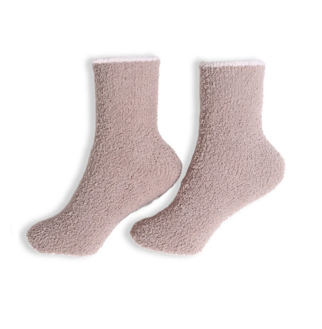 A photo of the Comfy Luxe Solid Socks product