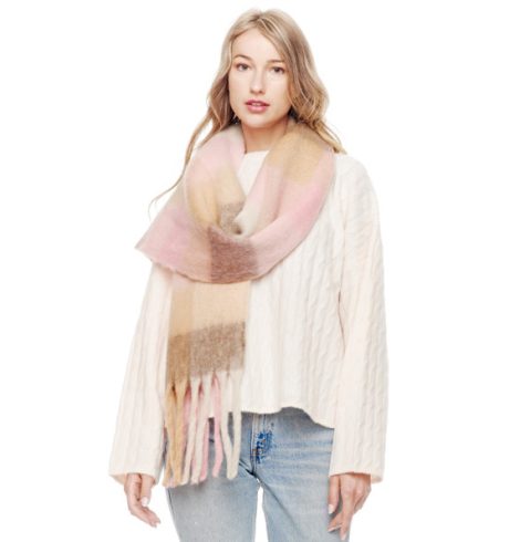 A photo of the Gingham Soft Oblong Scarf In Pink product