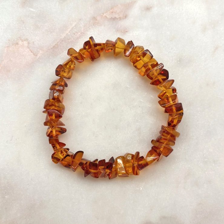 A photo of the Brown Baltic Amber Stretch Bracelet product