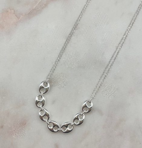 A photo of the Greta Necklace product