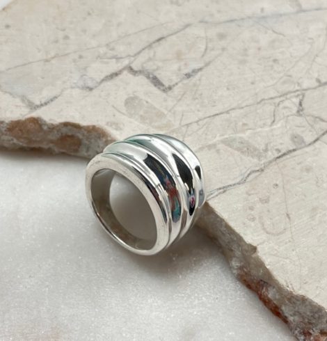 A photo of the Lolitta Ring product