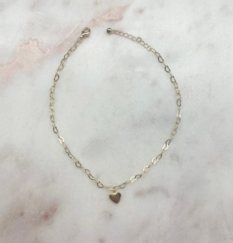 A photo of the Open Heart Link Anklet In Gold product