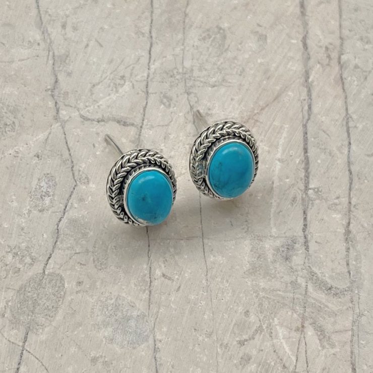 A photo of the Oval Turquoise Cable Studs product