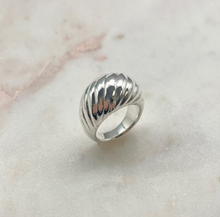 A photo of the Sterling Silver Graduated Twist Ring product