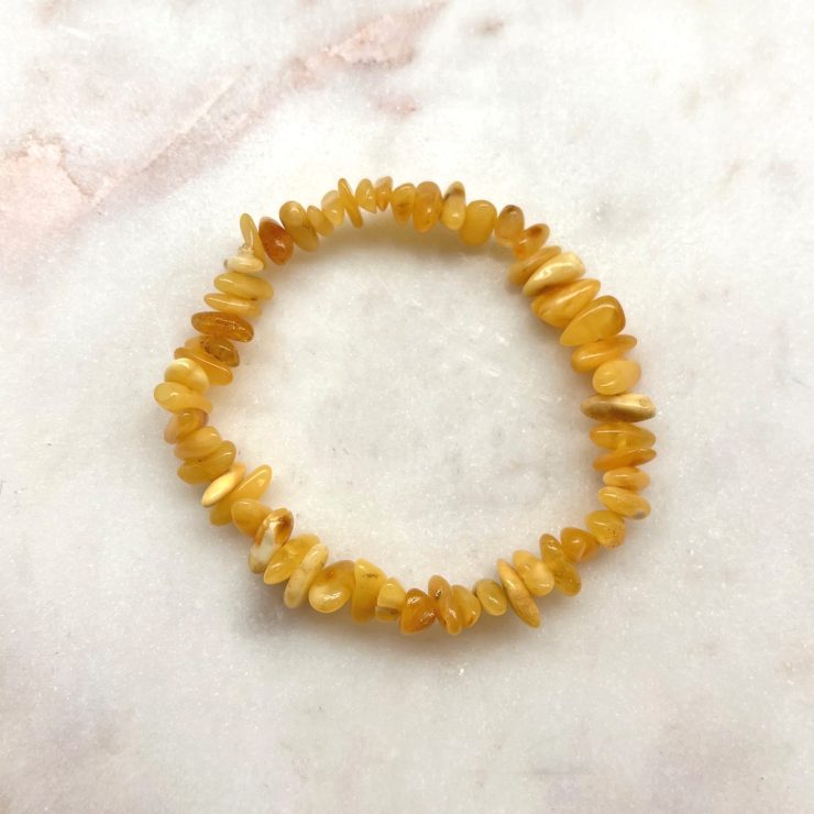 A photo of the Yellow Baltic Amber Stretch Bracelet product