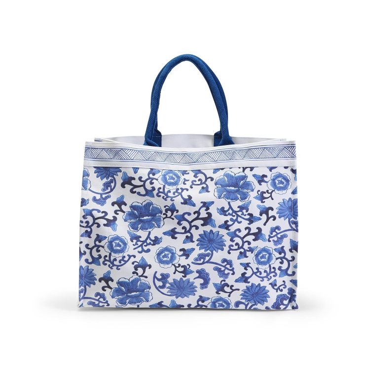 A photo of the Chinoiserie Tote Bag In Blue Floral product