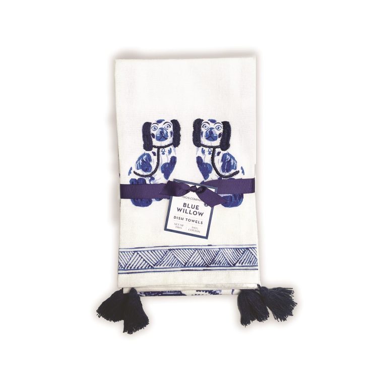 A photo of the Blue Willow Staffordshire Dogs Dish Towel Set product